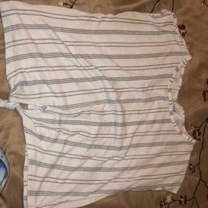 Cute super comfy crop top t shirt